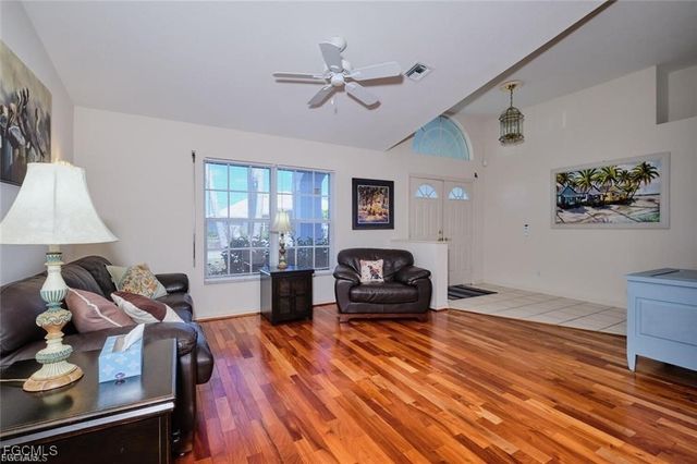 5507 SW 14th PL, Cape Coral, FL 33914