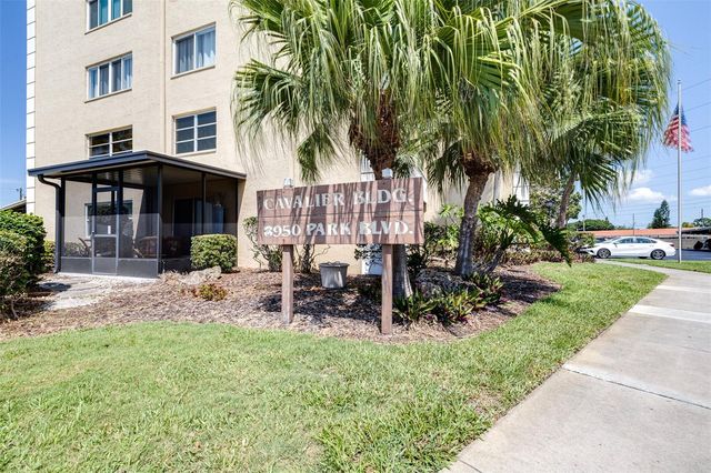 8950 PARK BOULEVARD 609, Seminole, FL 33777
