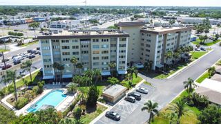 8950 PARK BOULEVARD 609, Seminole, FL 33777