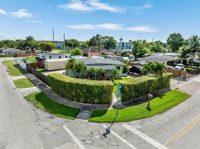 28945 SW 144th Court, Homestead, FL 33033