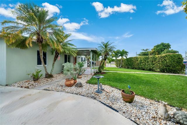 28945 SW 144th Court, Homestead, FL 33033