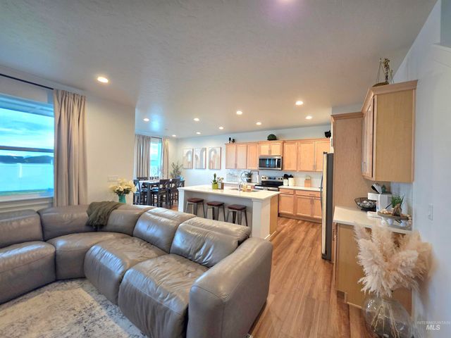 14555 Wing Spread Ct, Caldwell, ID 83607