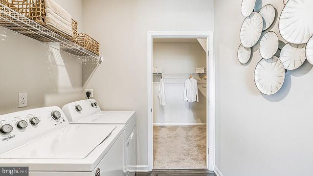 257 HUNTINGTON DR, Egg Harbor Township, NJ 08234