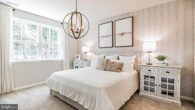 257 HUNTINGTON DR, Egg Harbor Township, NJ 08234