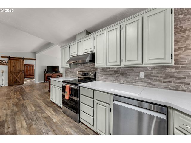 111 MATHANY Rd, Carson, WA 98610