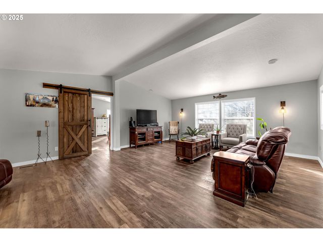 111 MATHANY Rd, Carson, WA 98610