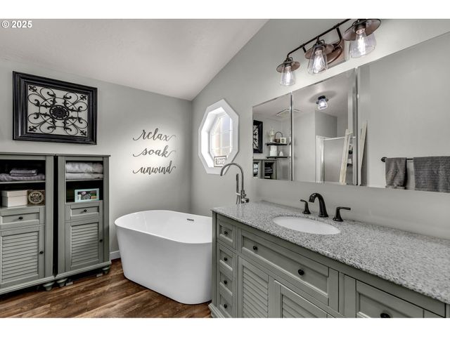 111 MATHANY Rd, Carson, WA 98610