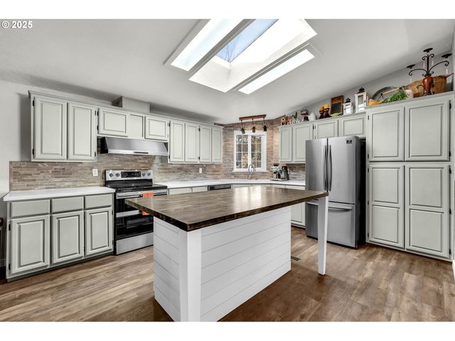 111 MATHANY Rd, Carson, WA 98610