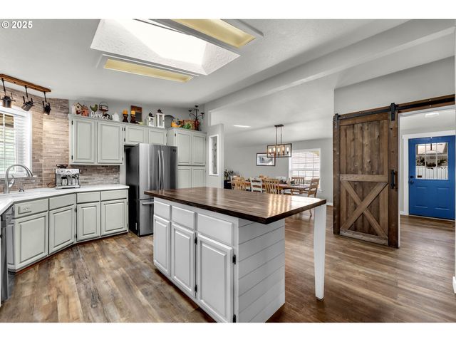 111 MATHANY Rd, Carson, WA 98610