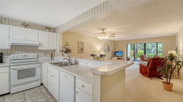 153 WILD PALM DRIVE 153, Bradenton, FL 34210
