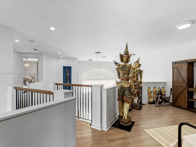 3960 194th Trl, Sunny Isles Beach, FL 33160