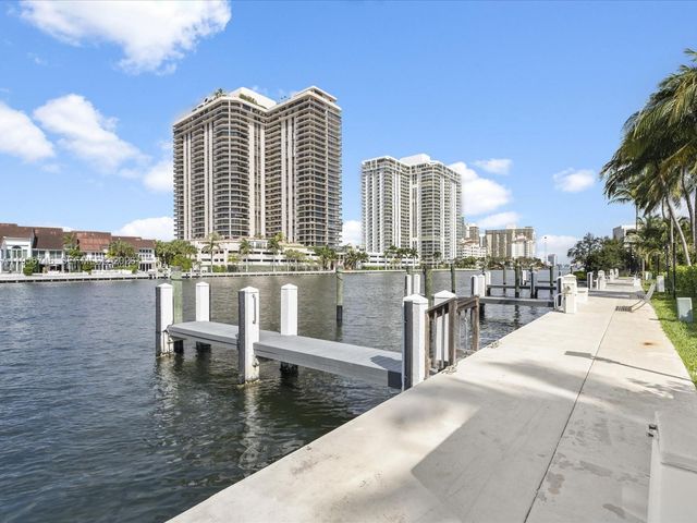 3960 194th Trl, Sunny Isles Beach, FL 33160