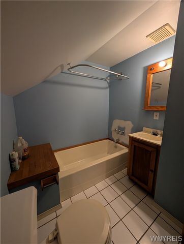 98 East End Avenue, Buffalo, NY 14225