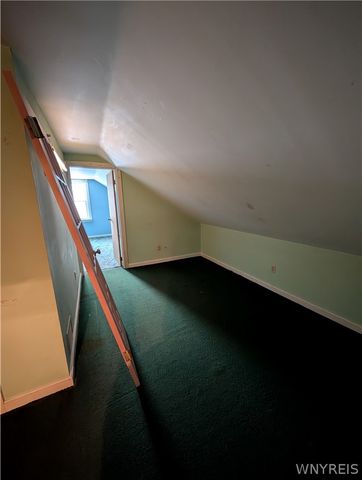 98 East End Avenue, Buffalo, NY 14225