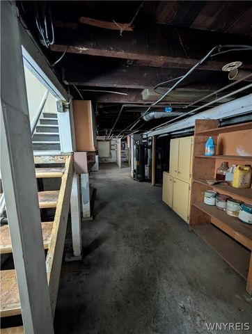 98 East End Avenue, Buffalo, NY 14225