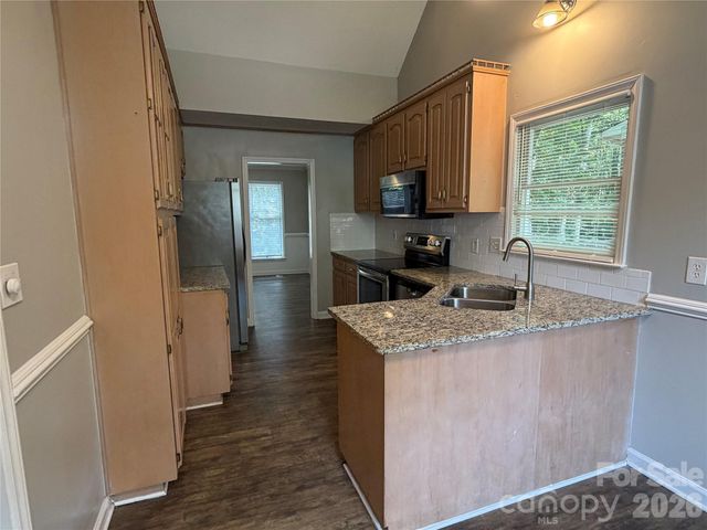 1611 Plantation Trail, Gastonia, NC 28056
