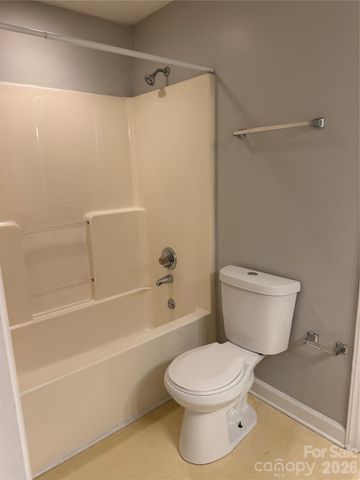 1611 Plantation Trail, Gastonia, NC 28056