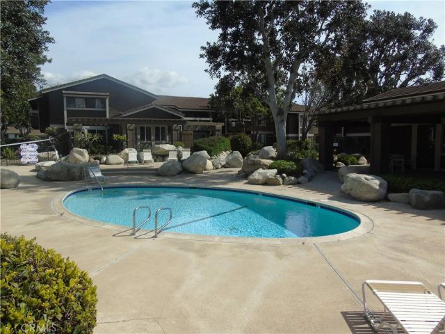 182 Tangelo, Irvine, CA 92618