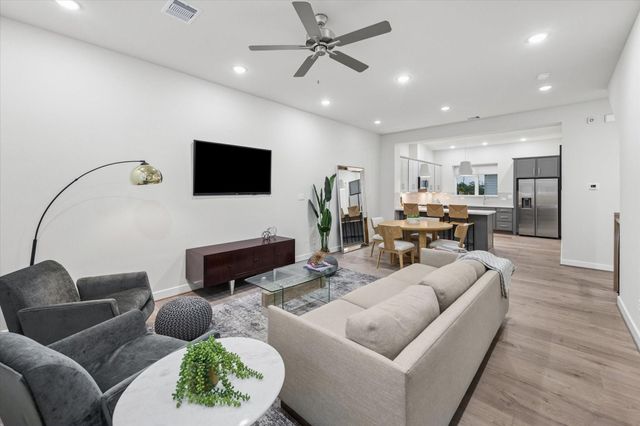 6336 Paddington Bend Drive, Houston, TX 77008