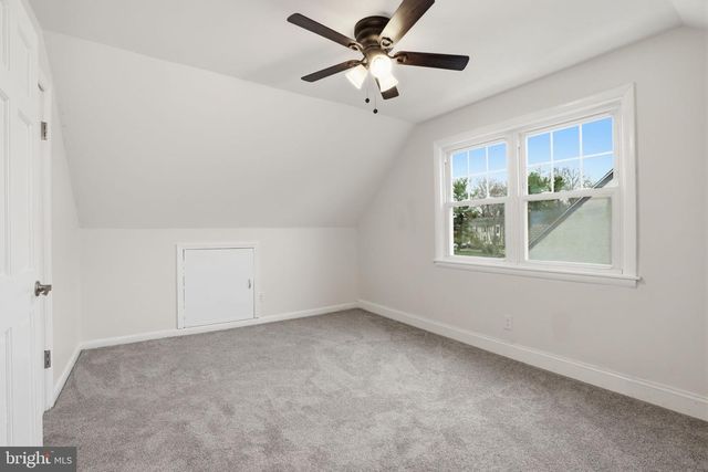 112 N WHITEHALL RD, Norristown, PA 19403