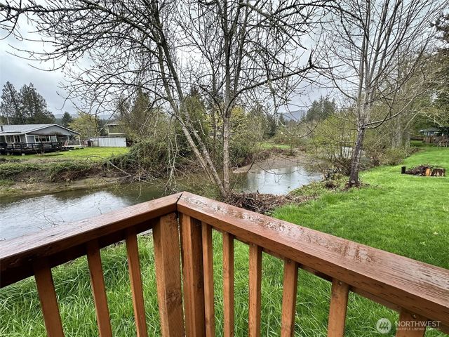 18538 Dynamite Dr SE, Yelm, WA 98597