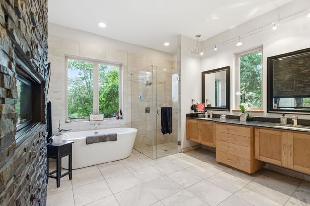 1167 Meadow Hill Road, Fort Worth, TX 76108