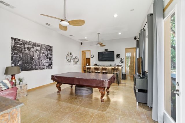 1167 Meadow Hill Road, Fort Worth, TX 76108