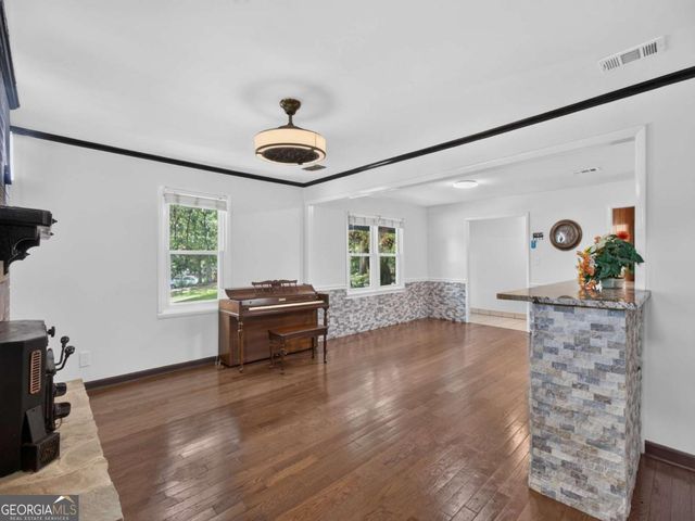 797 E Morningside Drive, Lawrenceville, GA 30043