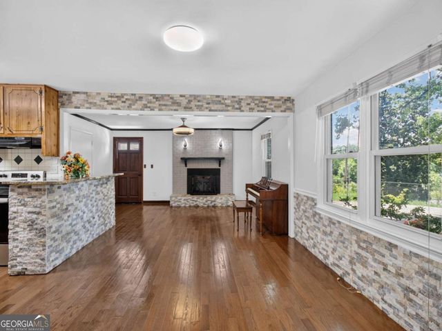 797 E Morningside Drive, Lawrenceville, GA 30043