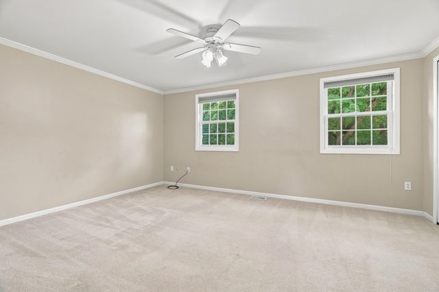 5141 Buckingham Place Drive, Troy, MI 48098
