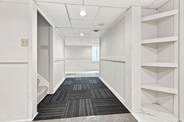 5141 Buckingham Place Drive, Troy, MI 48098