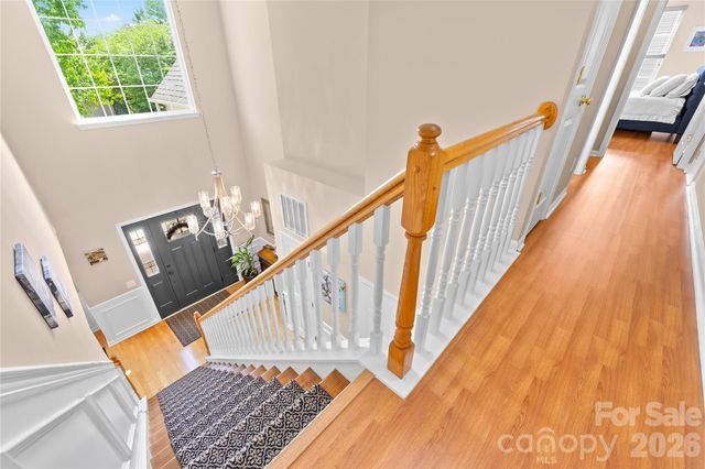 8719 Fieldcroft Drive, Charlotte, NC 28277