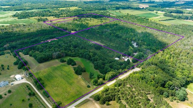 N5889 Soda Road, Princeton, WI 54968