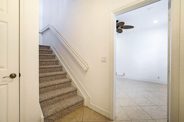 241 E THATCH PALM Circle E, Jupiter, FL 33458