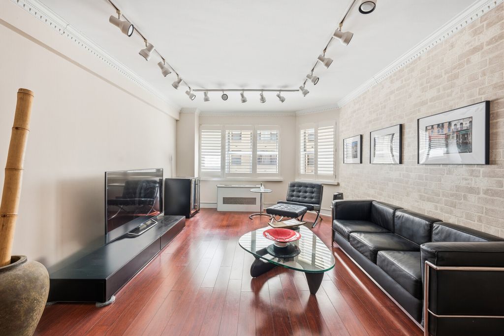 80 Park Ave Apt 5D, New York City, NY 10016