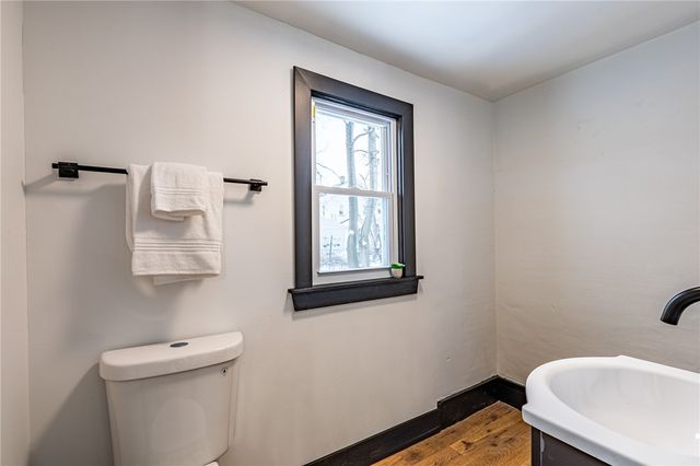 80 Crombie Street, Rochester, NY 14605