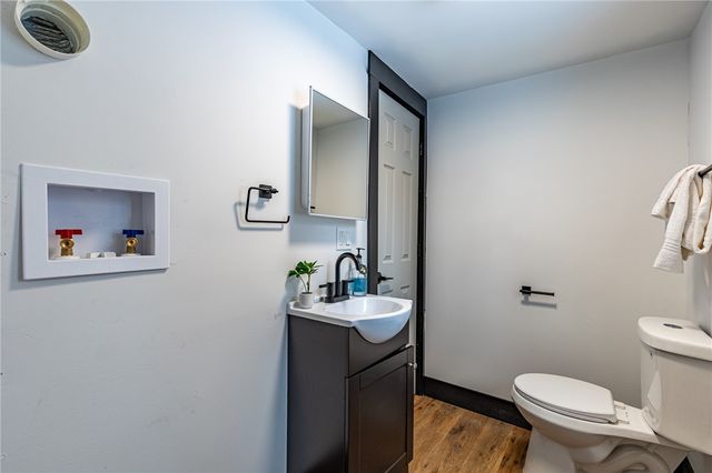 80 Crombie Street, Rochester, NY 14605