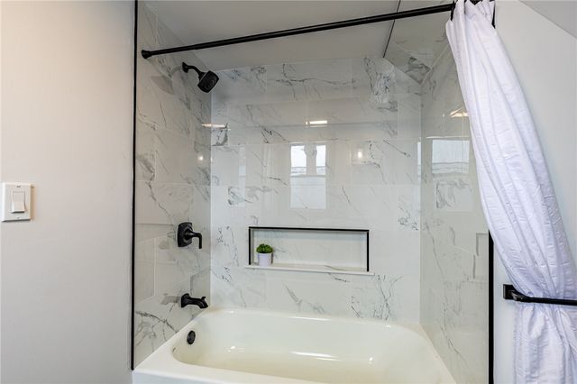 80 Crombie Street, Rochester, NY 14605