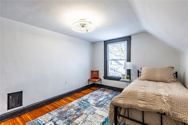 80 Crombie Street, Rochester, NY 14605