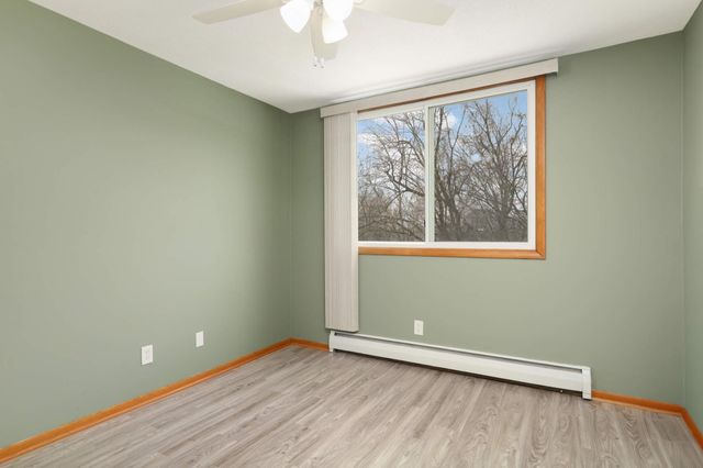 9143 Highway 55 301, Golden Valley, MN 55427