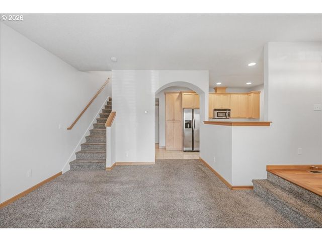 2025 ELM St 4A, Forest Grove, OR 97116