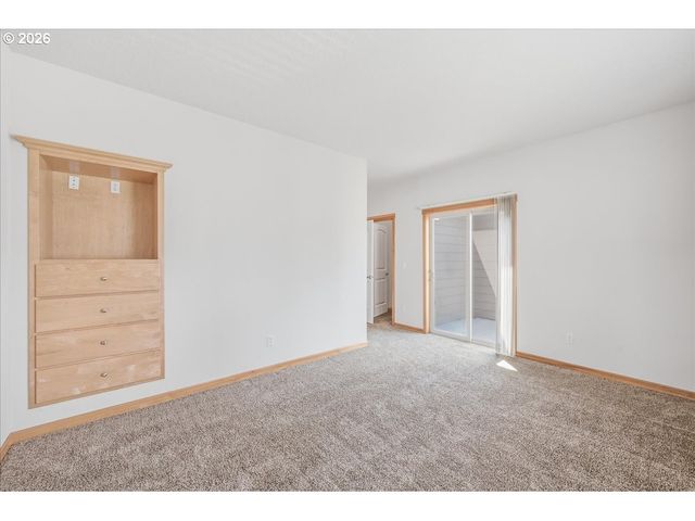 2025 ELM St 4A, Forest Grove, OR 97116