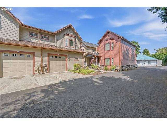 2025 ELM St 4A, Forest Grove, OR 97116