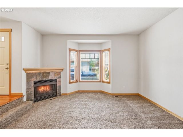 2025 ELM St 4A, Forest Grove, OR 97116