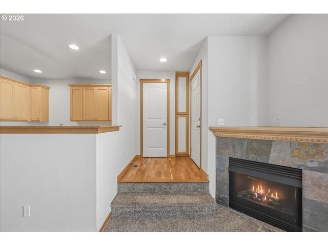 2025 ELM St 4A, Forest Grove, OR 97116