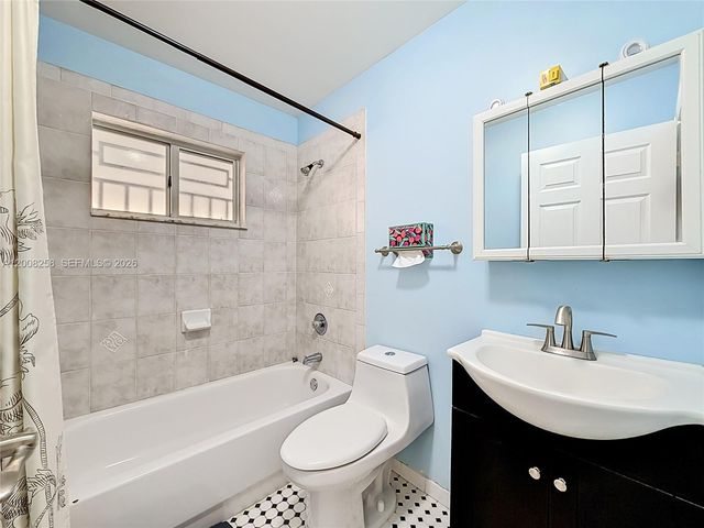 18153 SW 143rd Pl, Miami, FL 33177