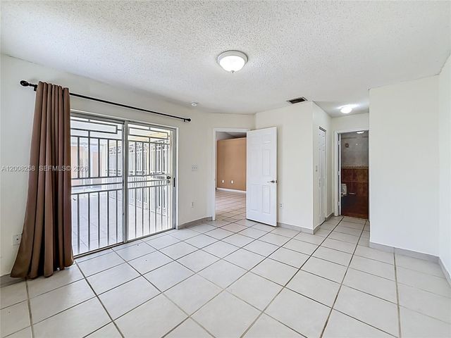 18153 SW 143rd Pl, Miami, FL 33177