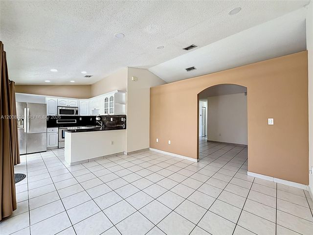 18153 SW 143rd Pl, Miami, FL 33177