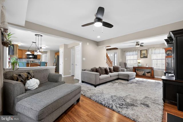 525 LANTERN WAY, Franklinville, NJ 08322