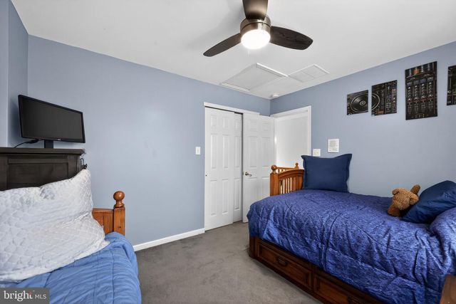 525 LANTERN WAY, Franklinville, NJ 08322